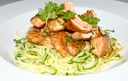TALLARINES DE CALABACÍN CON SALMÓN