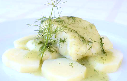 MERLUZA EN SALSA VERDE DE HINOJO